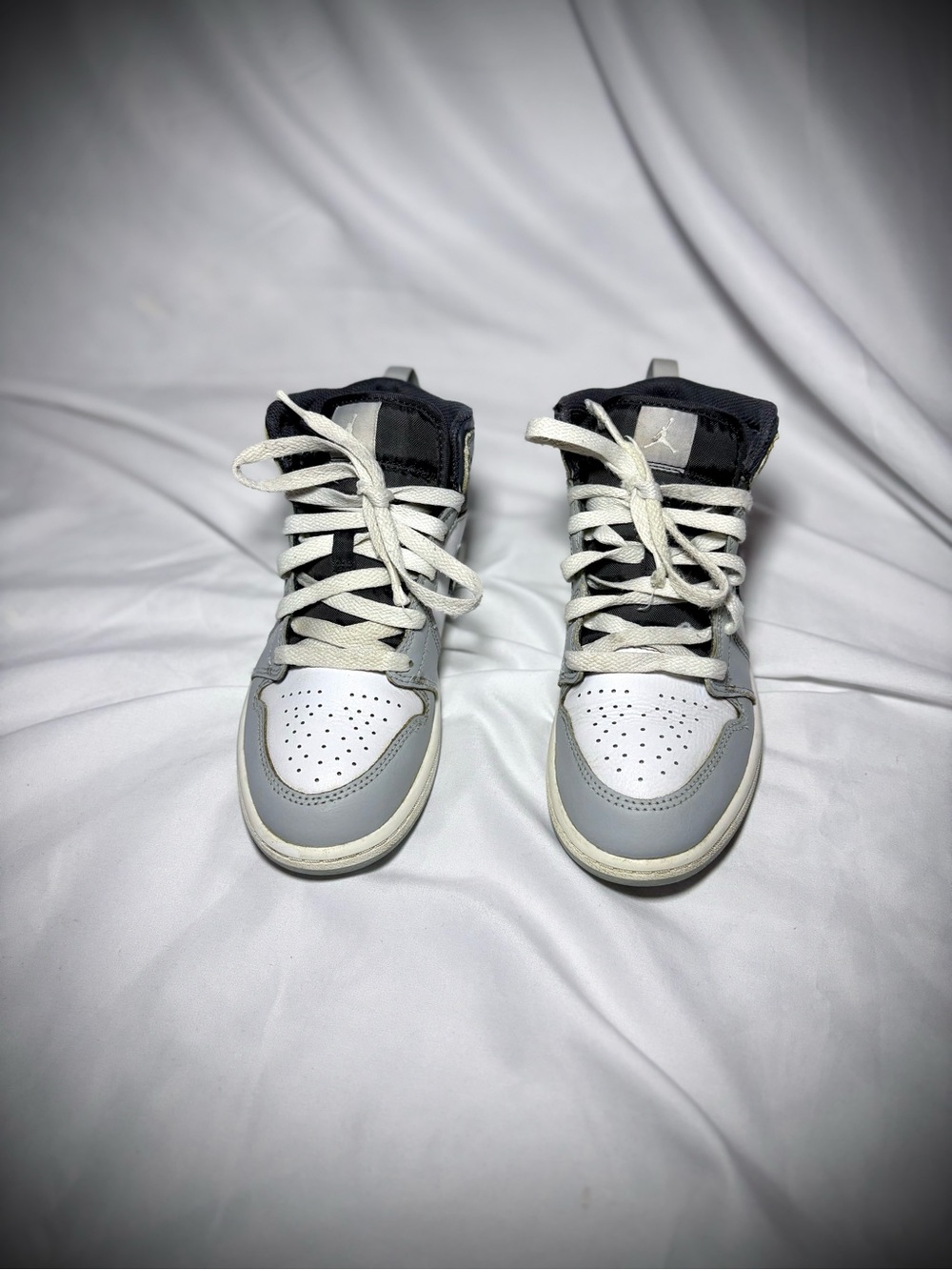 Jordan Kids' High-Top Sneakers in White, Gray and Black